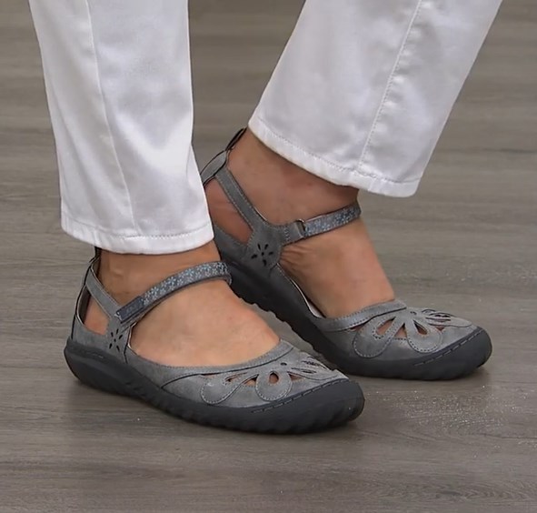 ⏰Last Day Promotion 50% OFF - Women's Flat Shoes Breathable & Support