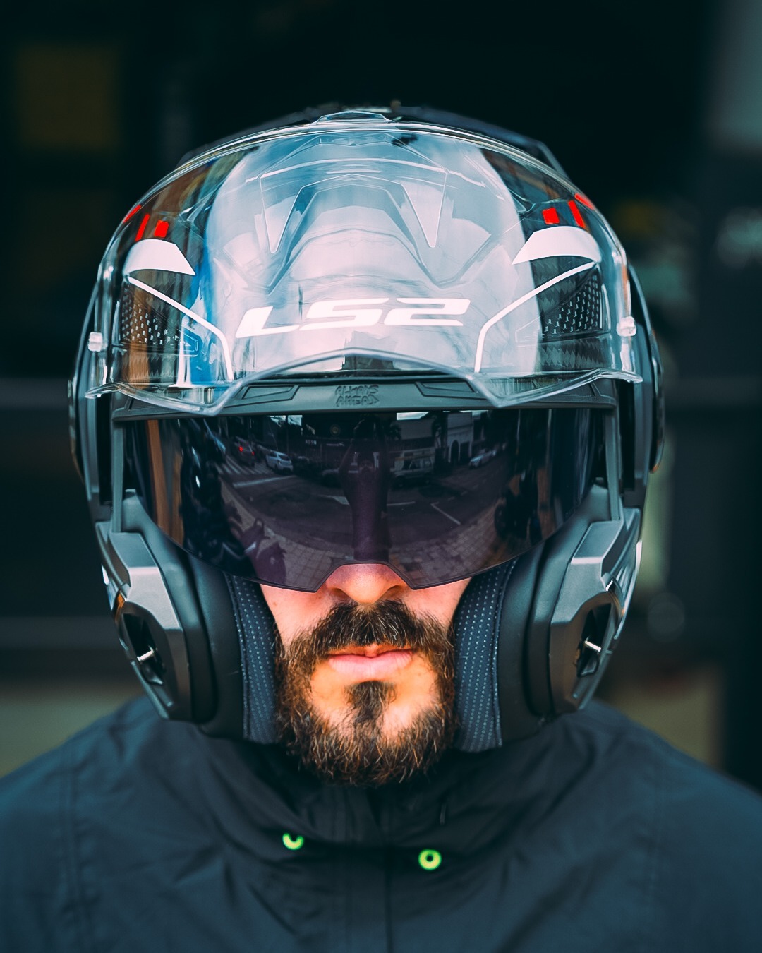 LS2 FF901 ADVANT X+ helmet in lightweight carbon fiber