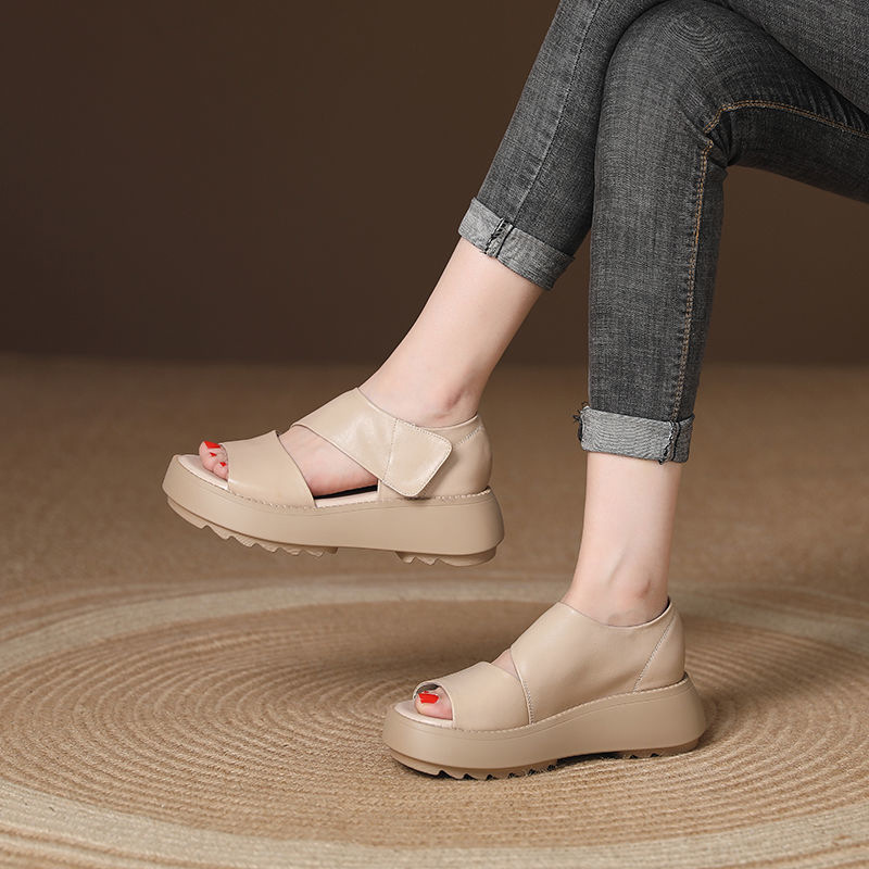 Römische Klettverschluss-Sandalen