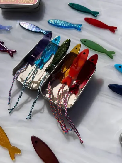 🎁TikTok Last Day Sale - 70% OFF🔥Handmade Stained Glass Sardine Suncatcher!