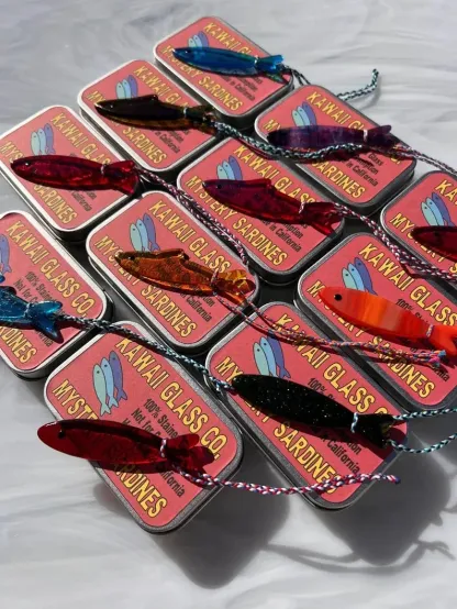 🎁TikTok Last Day Sale - 70% OFF🔥Handmade Stained Glass Sardine Suncatcher!