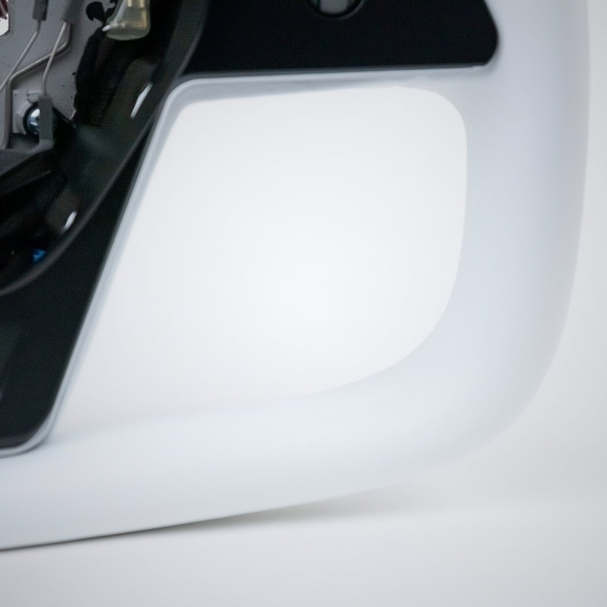 TESERY Yoke Plaid Steering Wheel for Tesla Model 3 / Y【White Leather】 - Tesery Official Store