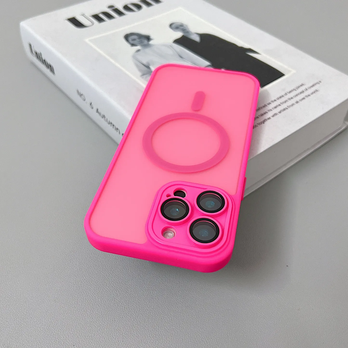 Magnetic Luxury Matte Translucent Armor Shockproof Case For iPhone 16 15 14 13 12 11 Pro Max For Magsafe Wireless Charge Cover
