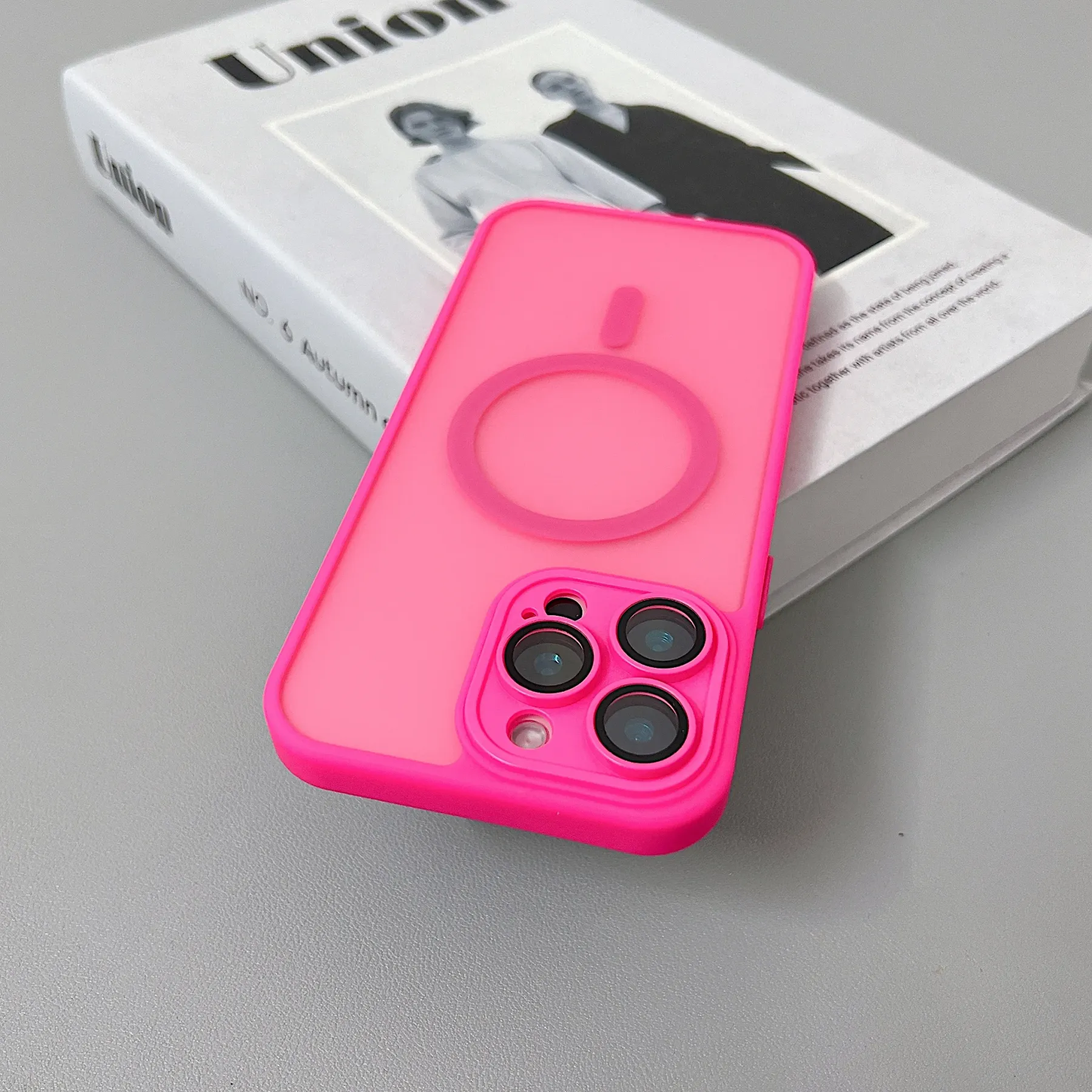 Magnetic Luxury Matte Translucent Armor Shockproof Case For iPhone 16 15 14 13 12 11 Pro Max For Magsafe Wireless Charge Cover