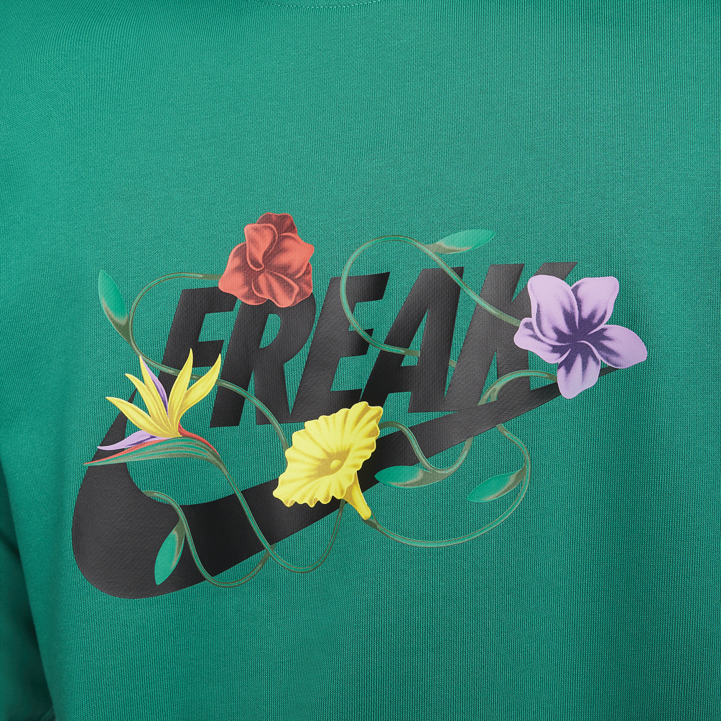 Giannis Standard Issue - Men's Graphic Basketball Crew