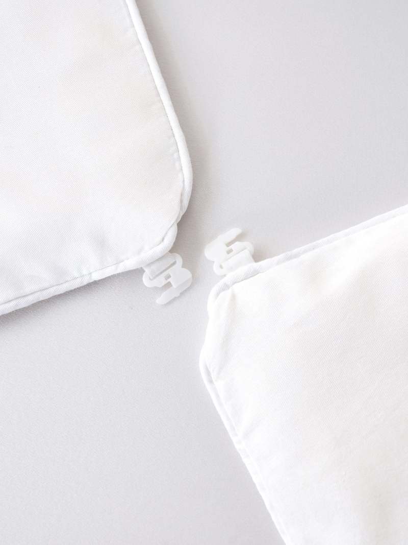 Deluxe 2 in 1 Cotton Covered Silk Comforter