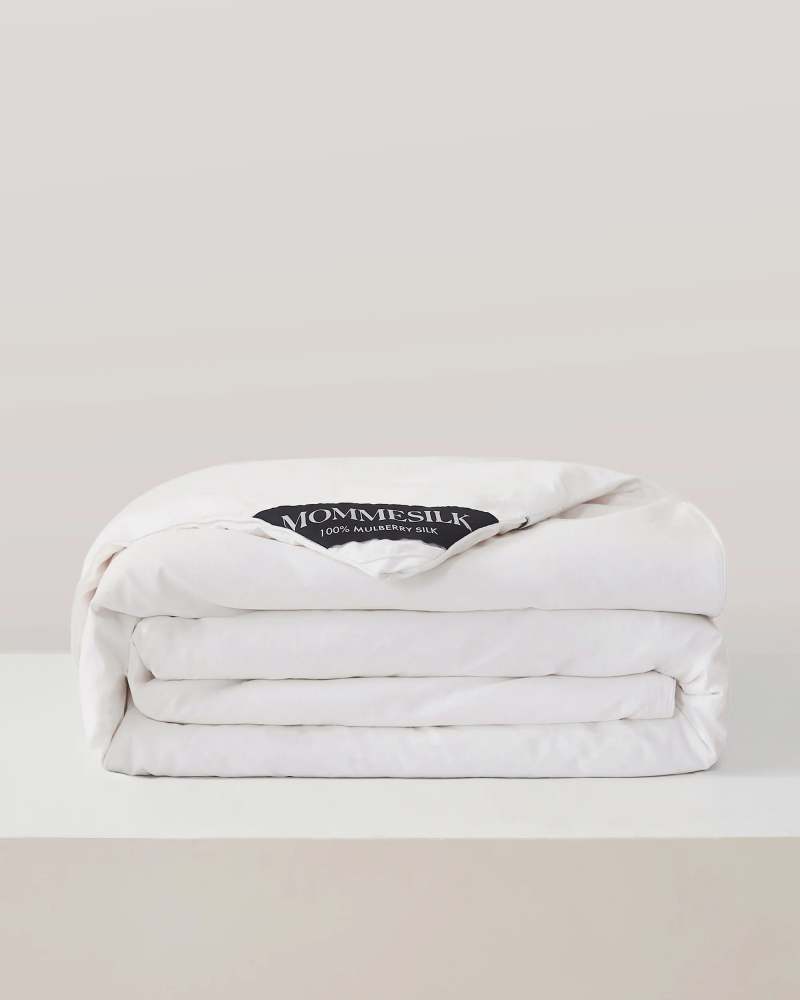 All Season Cotton Covered Silk Comforter