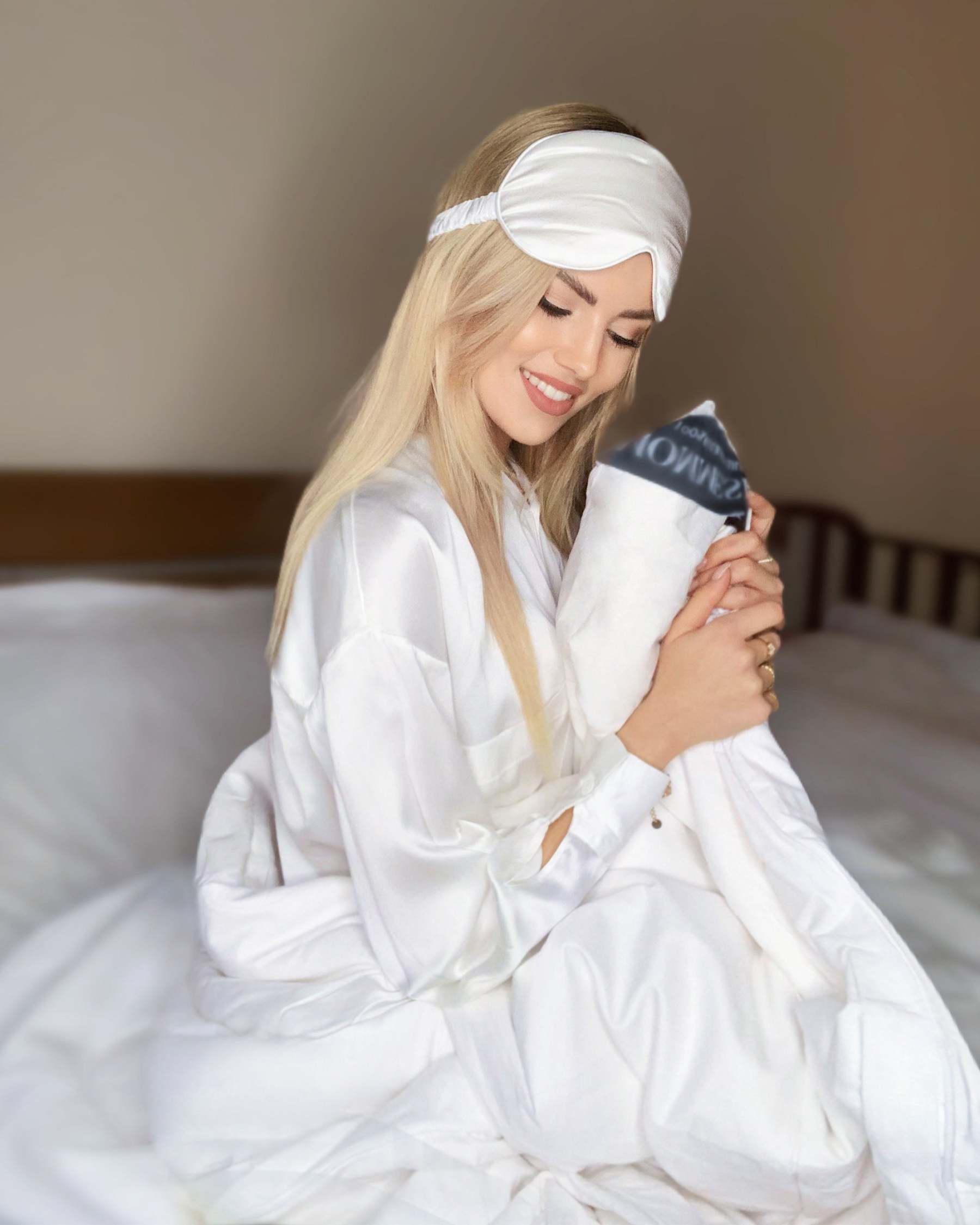 All Season Cotton Covered Silk Comforter