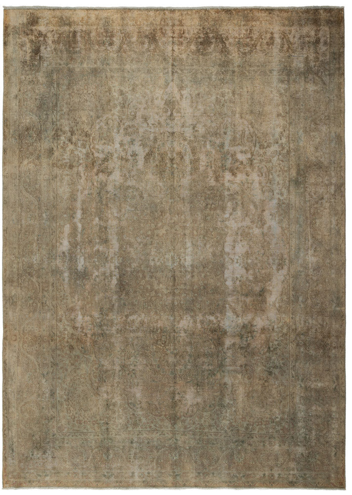 Overdyed 402x295cm