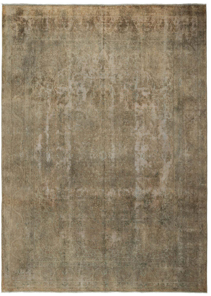 Overdyed 402x295cm