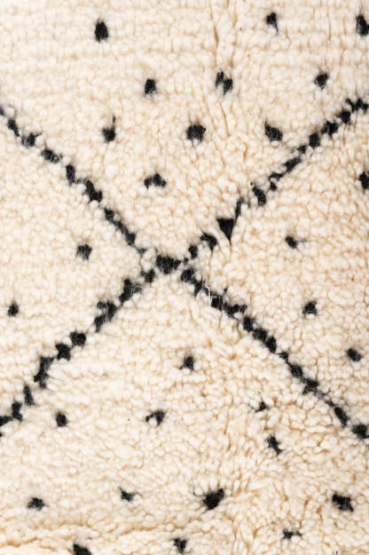 Moroccan Berber Beni Ourain 185x153cm
