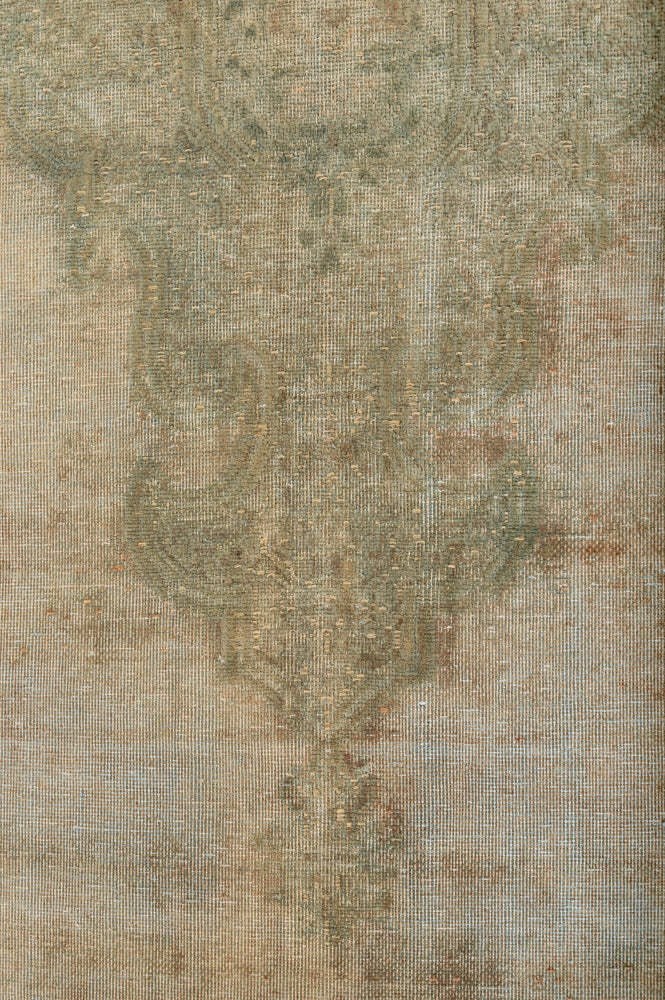 Overdyed 403x286cm