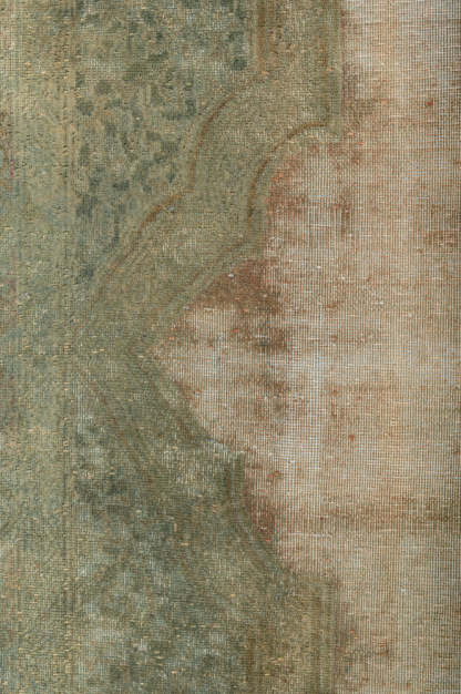 Overdyed 403x286cm