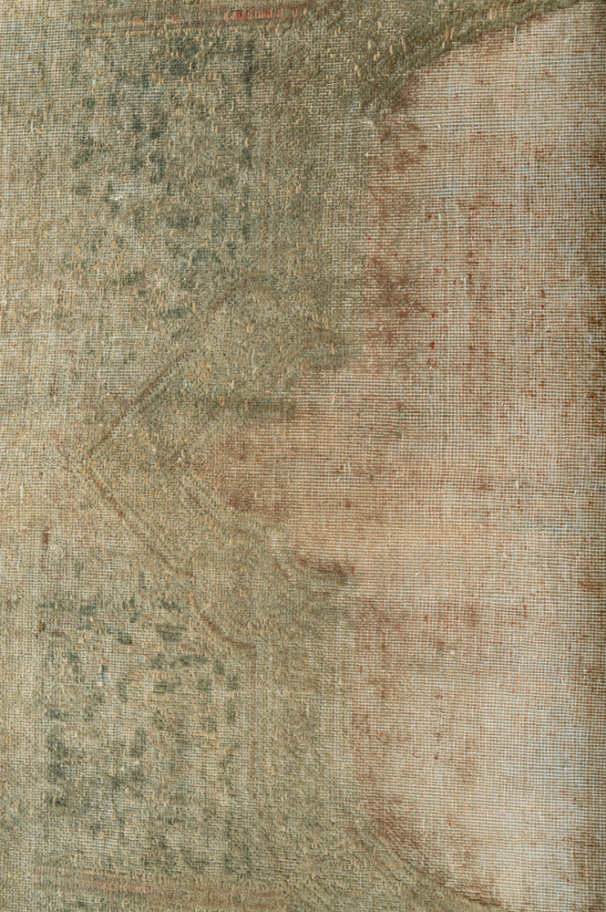 Overdyed 403x286cm