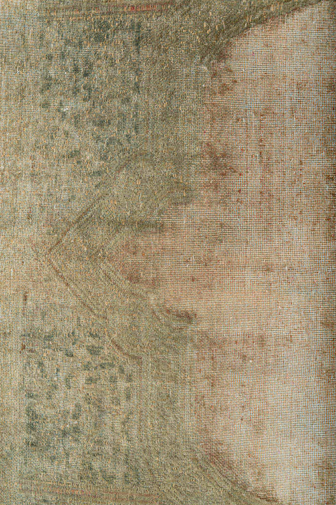 Overdyed 403x286cm