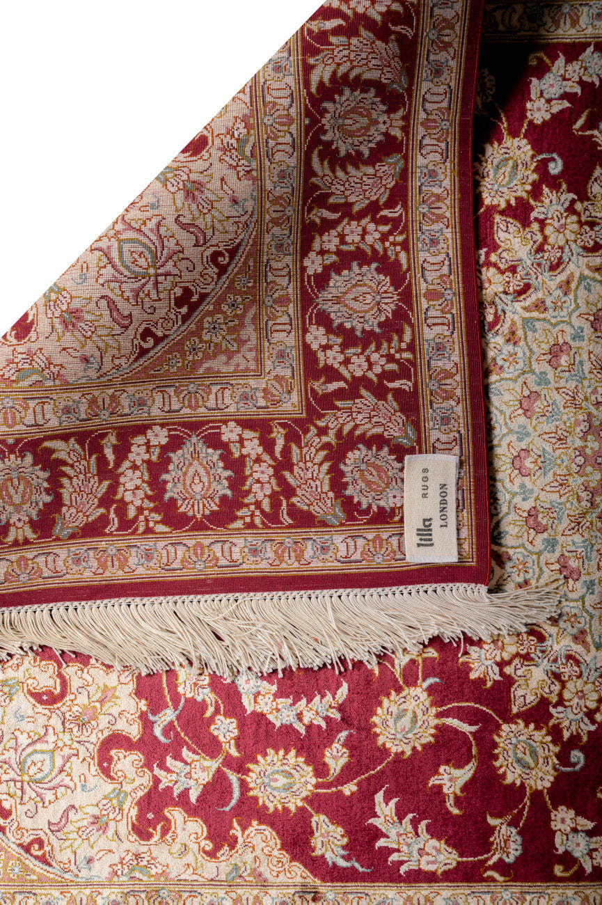 Signed Qum Silk 153x101cm