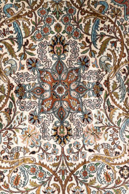 Luxury Kashmir Silk 89x61cm
