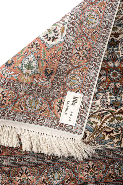 Luxury Kashmir Silk 89x61cm