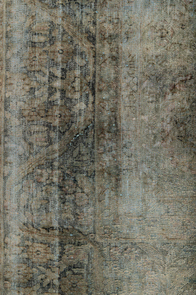 Overdyed 408x295cm