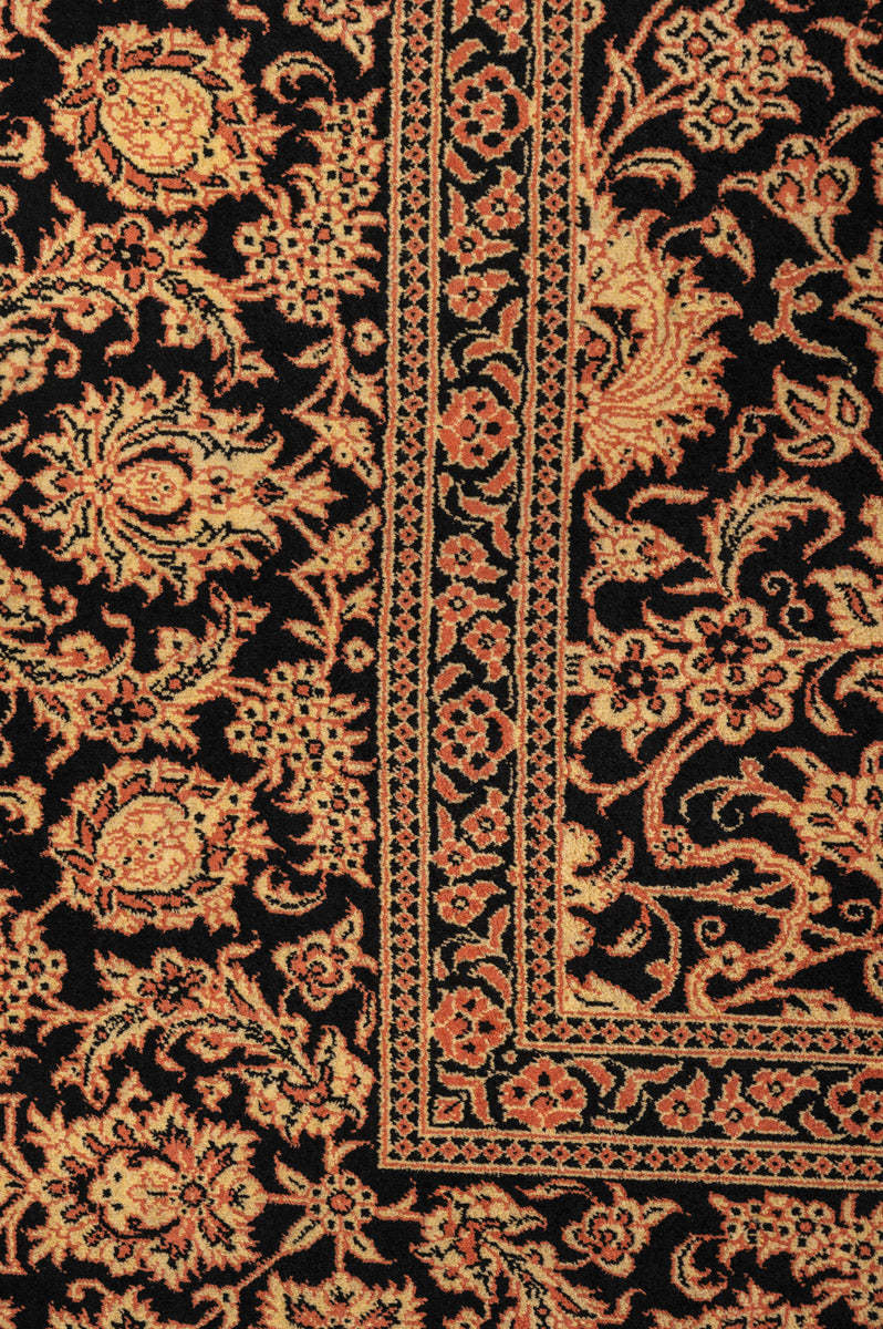 Signed Qum Silk 234x160cm