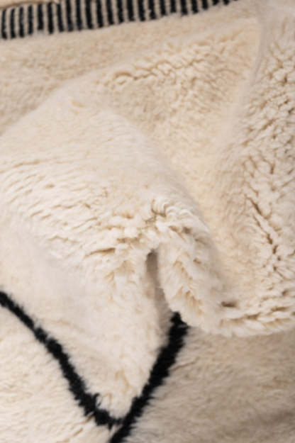 Moroccan Berber Beni Ourain 188x118cm