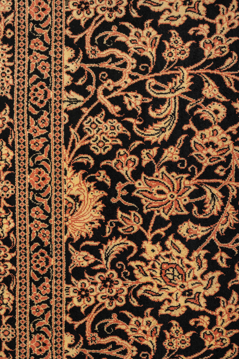 Signed Qum Silk 234x160cm