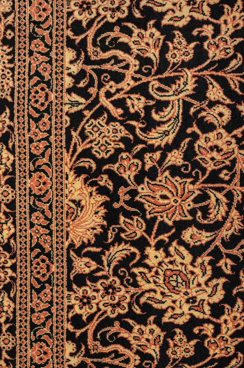 Signed Qum Silk 234x160cm
