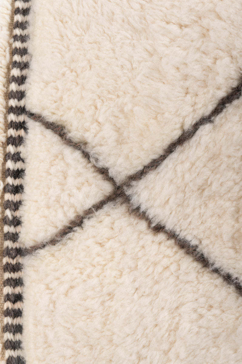 Moroccan Berber Beni Ourain 159x102cm