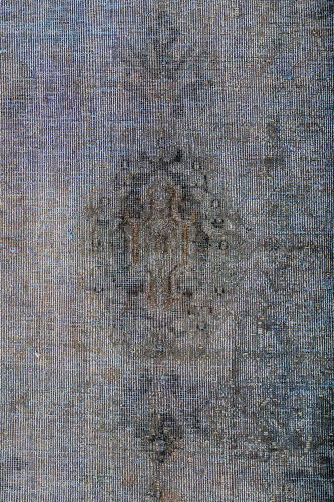 Overdyed 386x290cm