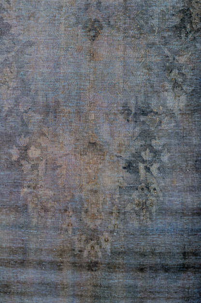 Overdyed 386x290cm