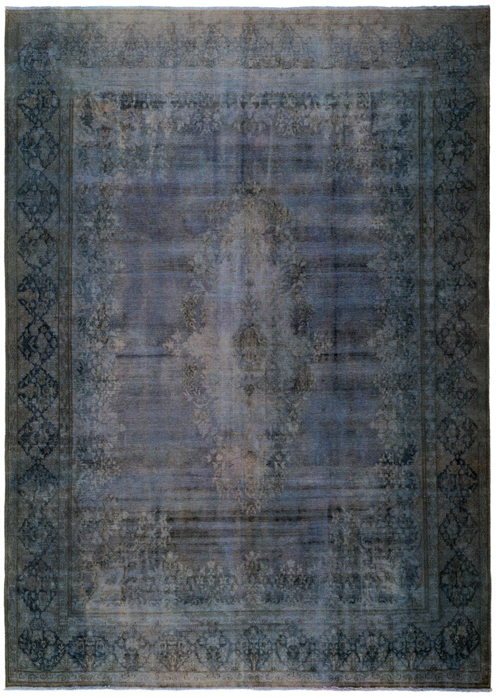 Overdyed 386x290cm