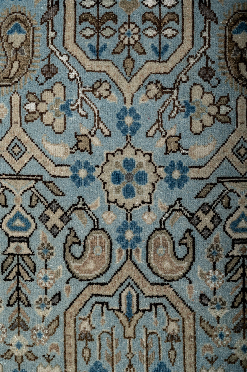 Vintage Distressed  Qum 330x228cm
