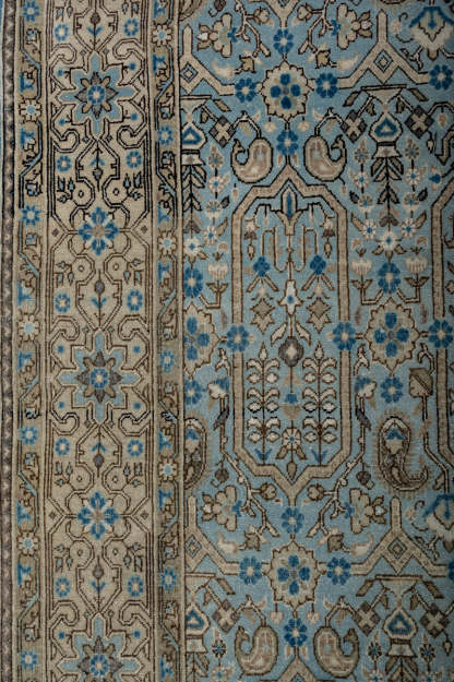 Vintage Distressed  Qum 330x228cm