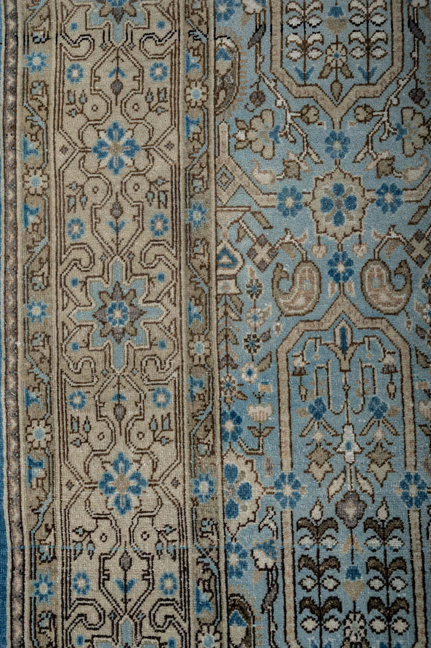 Vintage Distressed  Qum 330x228cm
