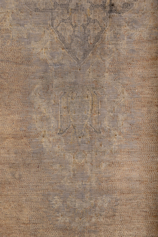 Overdyed 370x270cm