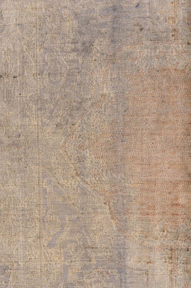 Overdyed 370x270cm