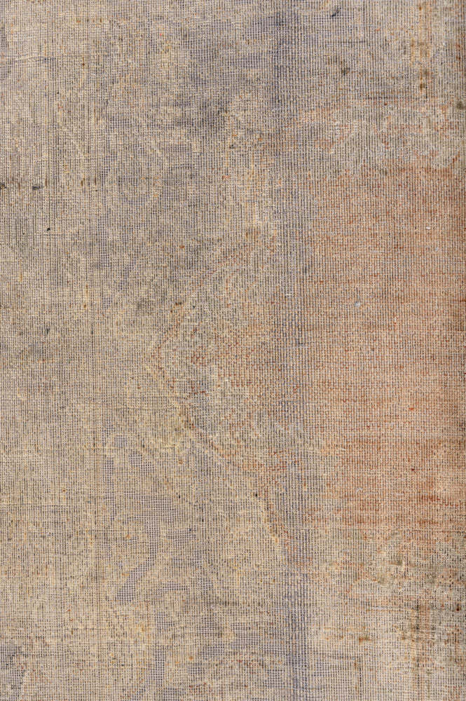 Overdyed 370x270cm