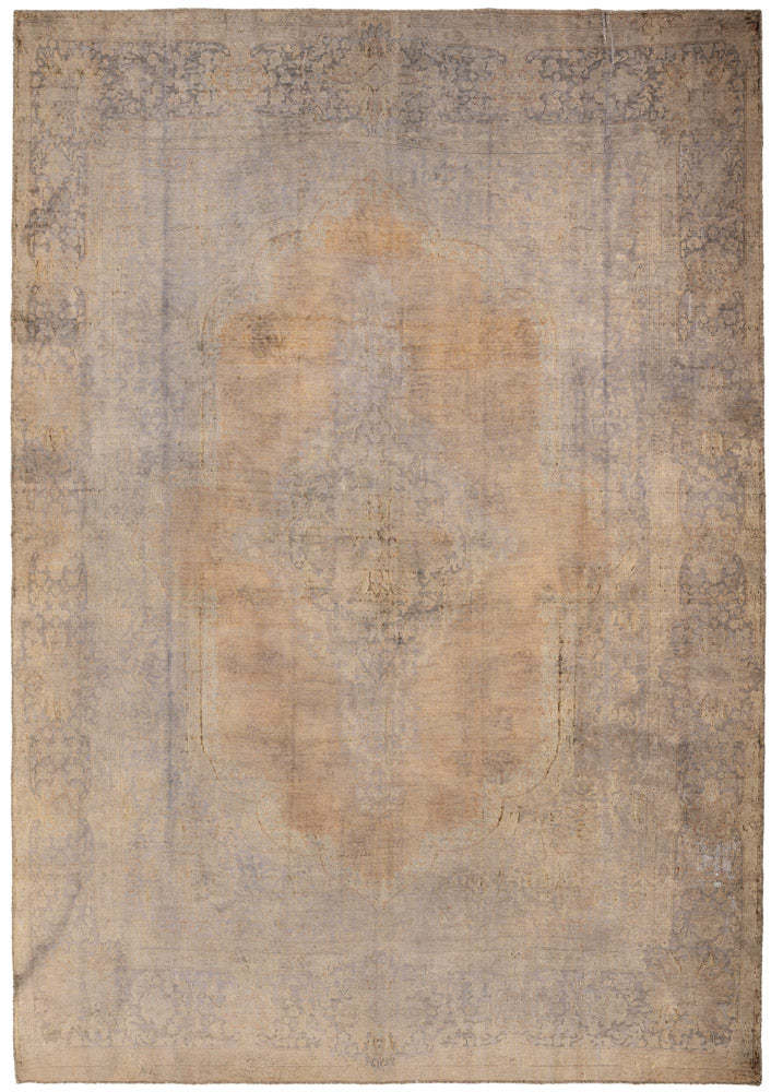 Overdyed 370x270cm