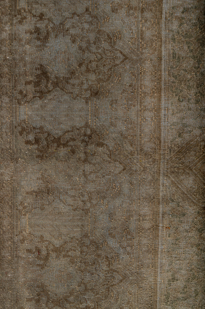 Overdyed 365x287cm