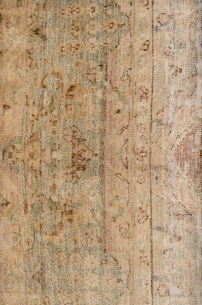 Overdyed 422x293cm