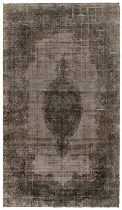Overdyed 651x397cm