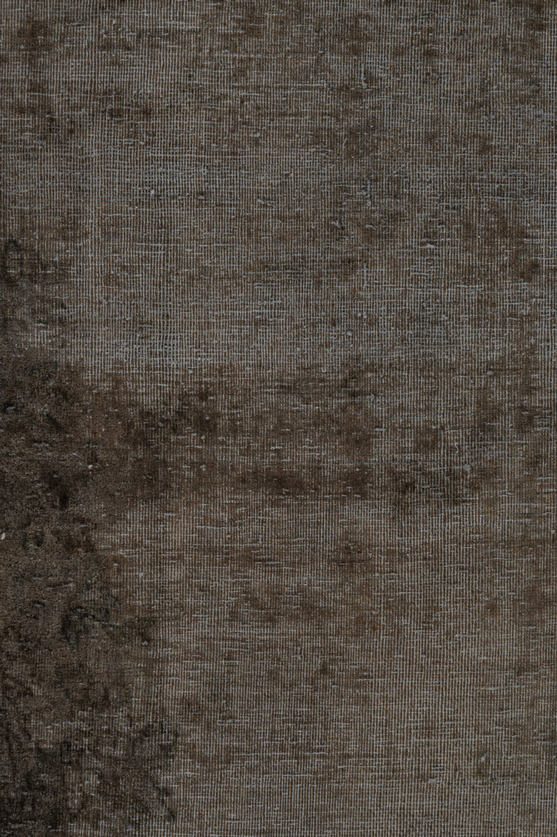 Overdyed 651x397cm