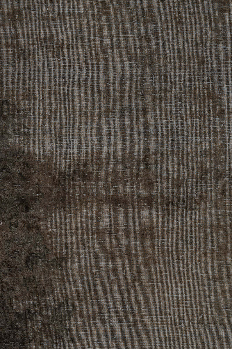 Overdyed 651x397cm