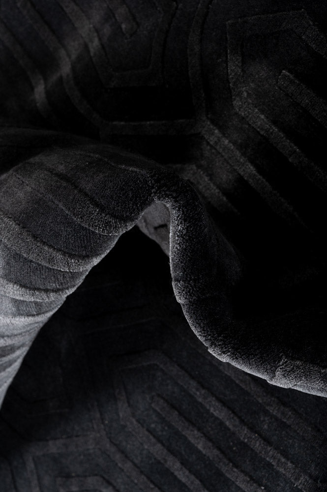 SHADOW Textured Rug 350x250cm