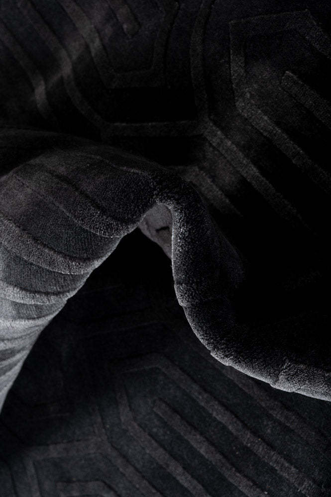 SHADOW Textured Rug 350x250cm