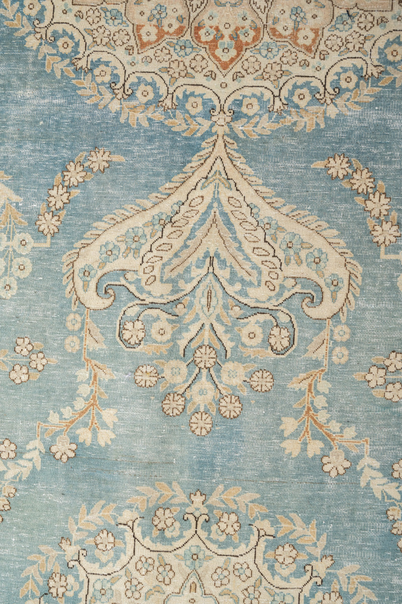 Vintage Distressed  Kerman 352x263cm