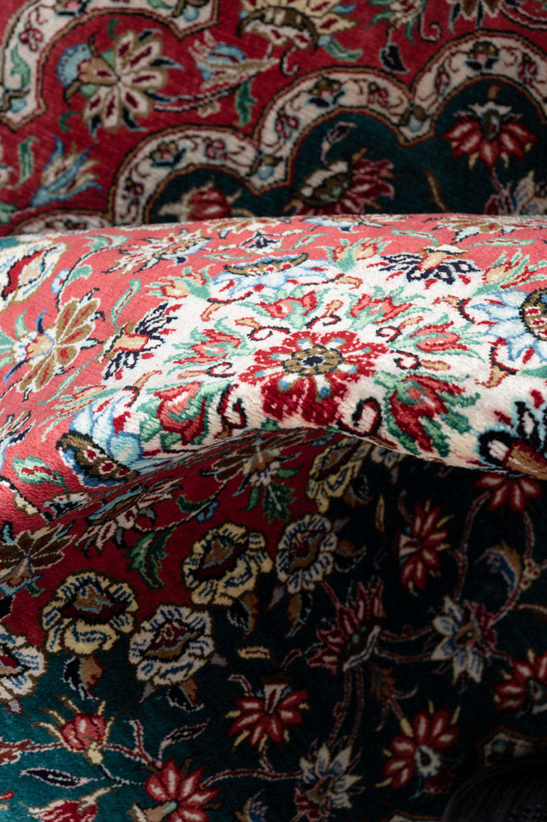 Qum Silk 96x96cm