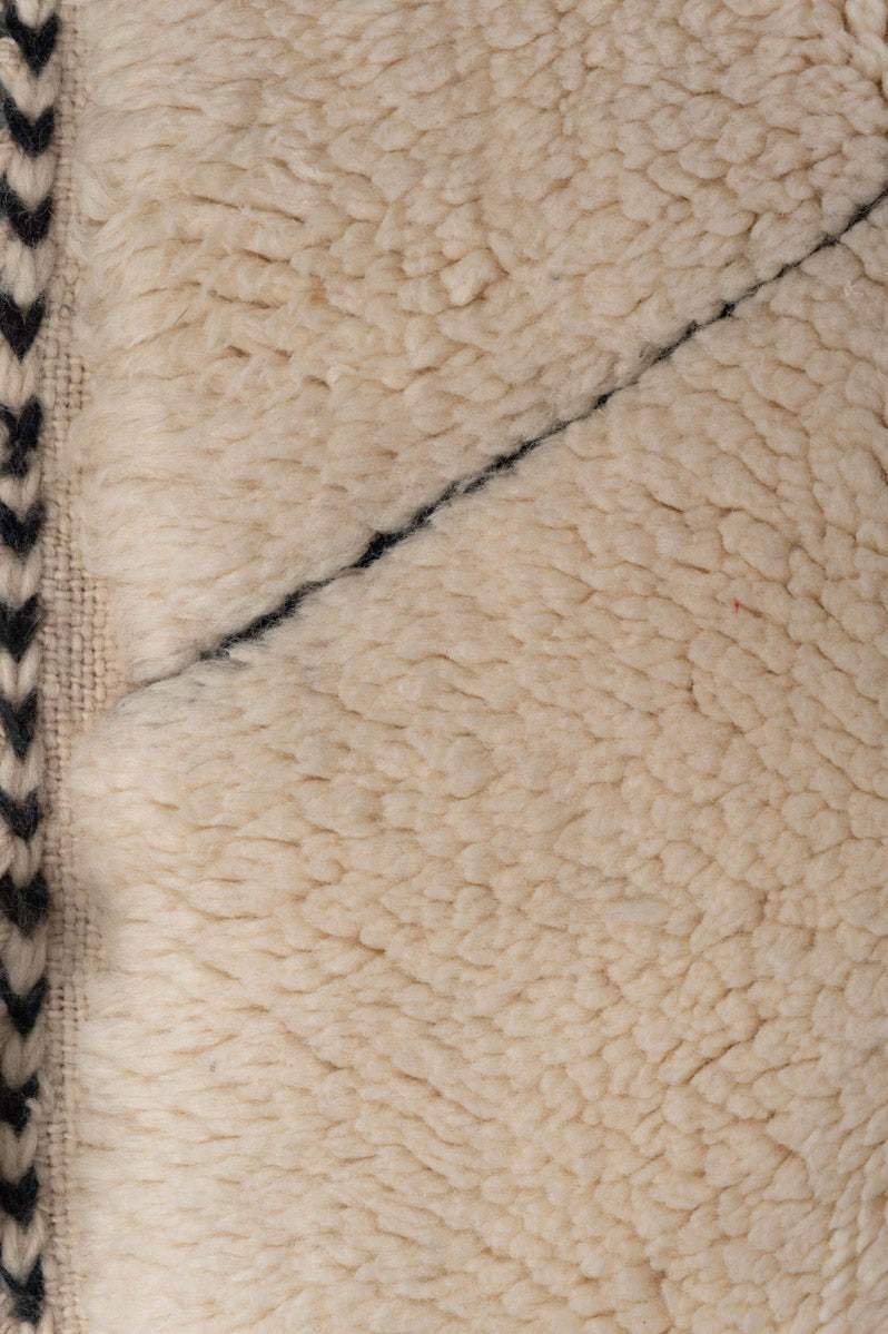 Moroccan Berber Beni Ourain 232x193cm
