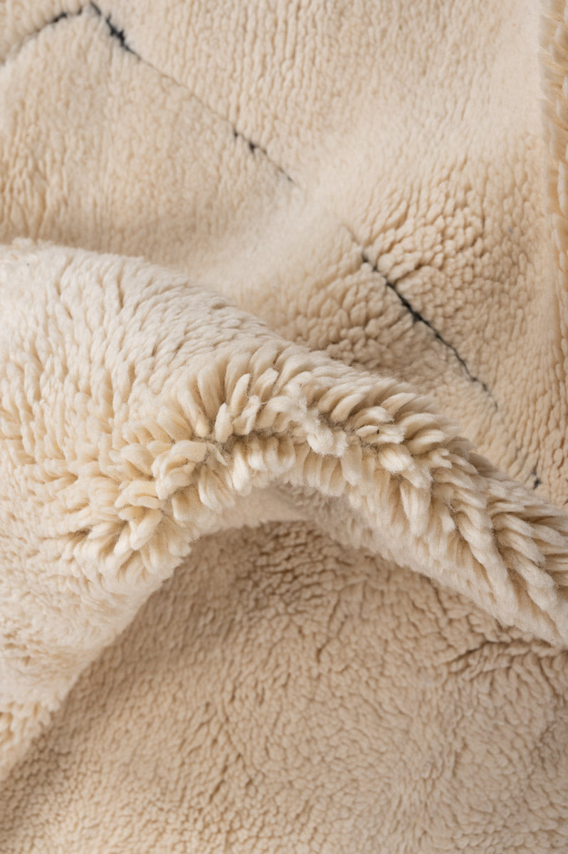 Moroccan Berber Beni Ourain 232x193cm