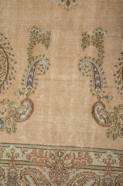 Vintage Distressed  Kerman 400x263cm